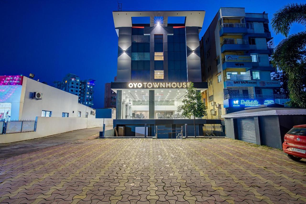 Oyo Townhouse 048 Hadapsar Hotel Phursungi Exterior photo
